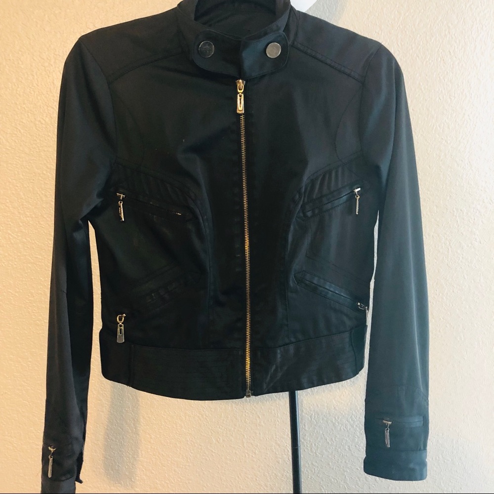 Forever 21 women’s jacket must bundle ❣️